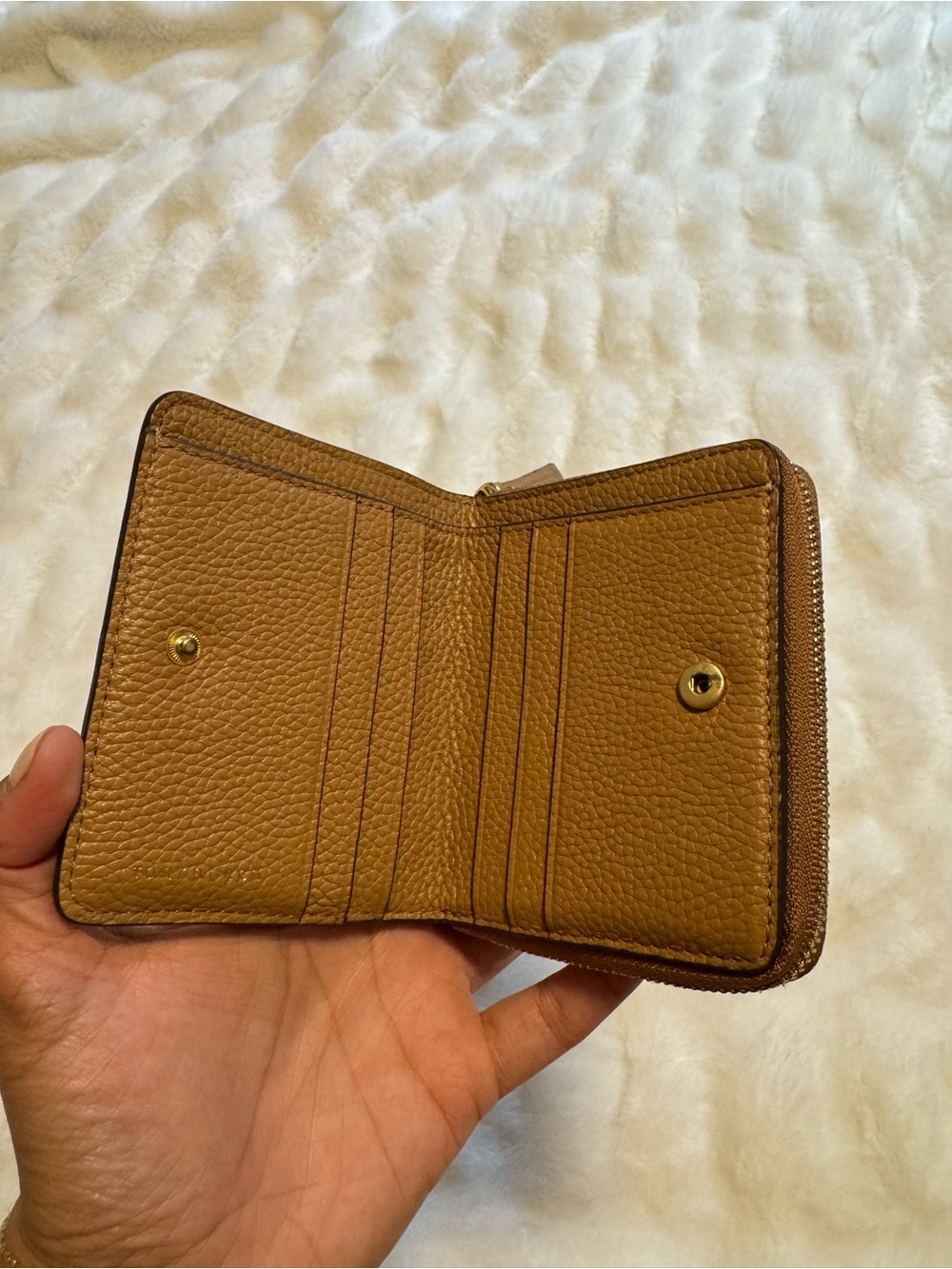 Tan Pebbled Leather Zip Wallet with Logo Accent! BRAND NEW AND FREE GWP 😍😍 - Picture 8 of 16
